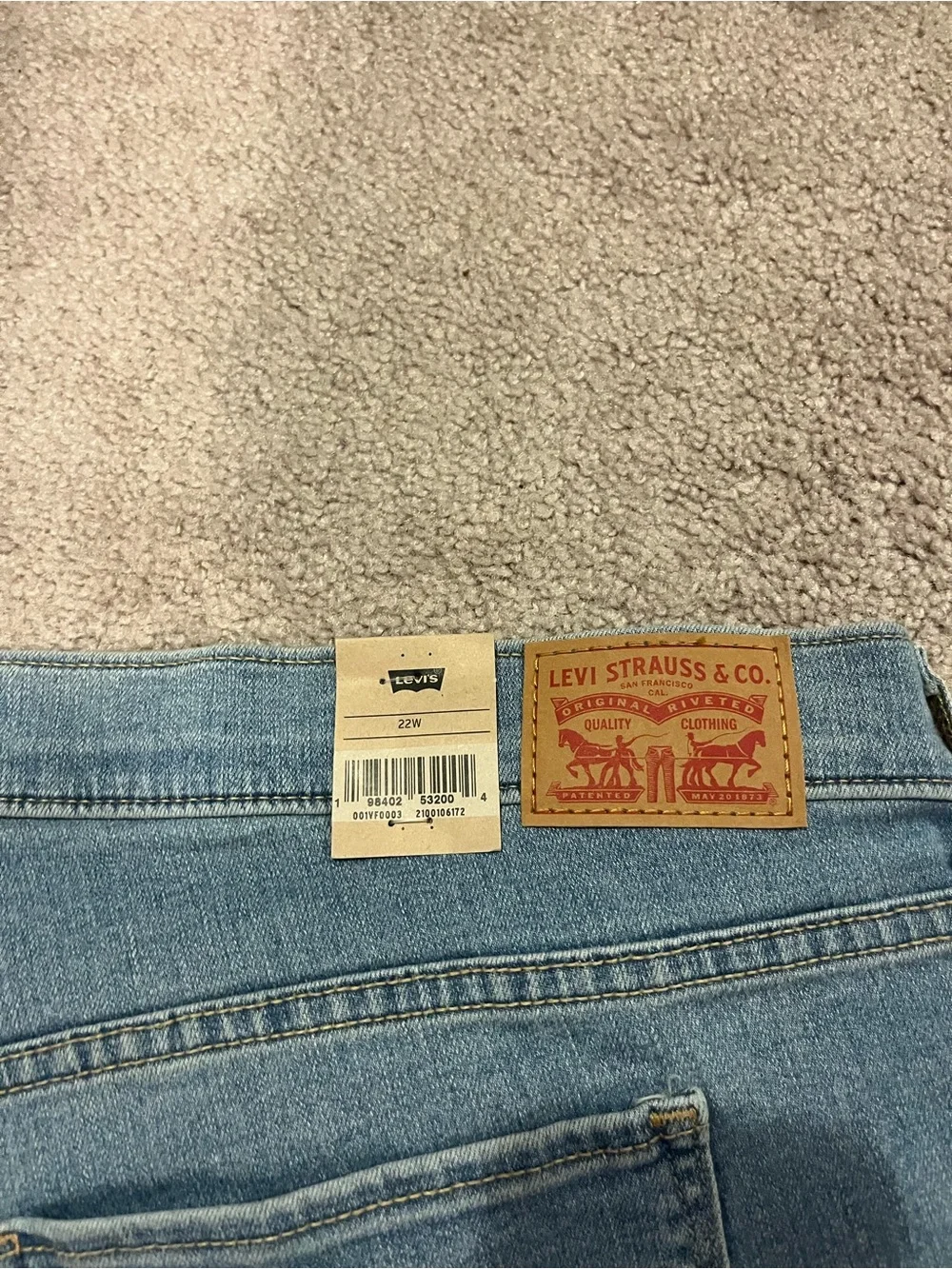Levi’s Shaping Bermuda Jean Shorts Light Wash